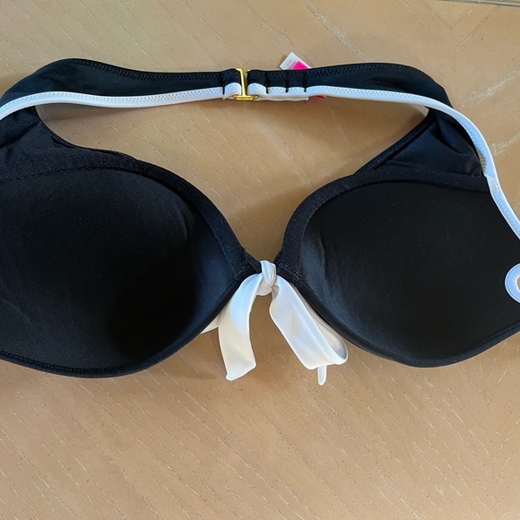 Victoria’s Secret Push Up Bikini/SwimsuitTop - Picture 4 of 5